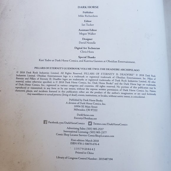 WARHAMMER 40000 CHAPTER APPROVED BOOK AND PILLARS - Picture 5 of 16